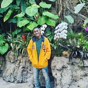 Meet your Posher, Alexandre